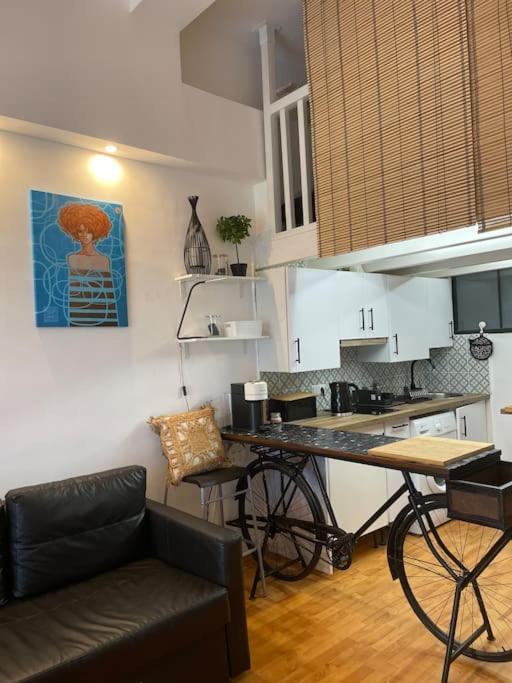 ベナルマデナKlimatyczny Loft I Egzotyczny Basenアパートメント エクステリア 写真